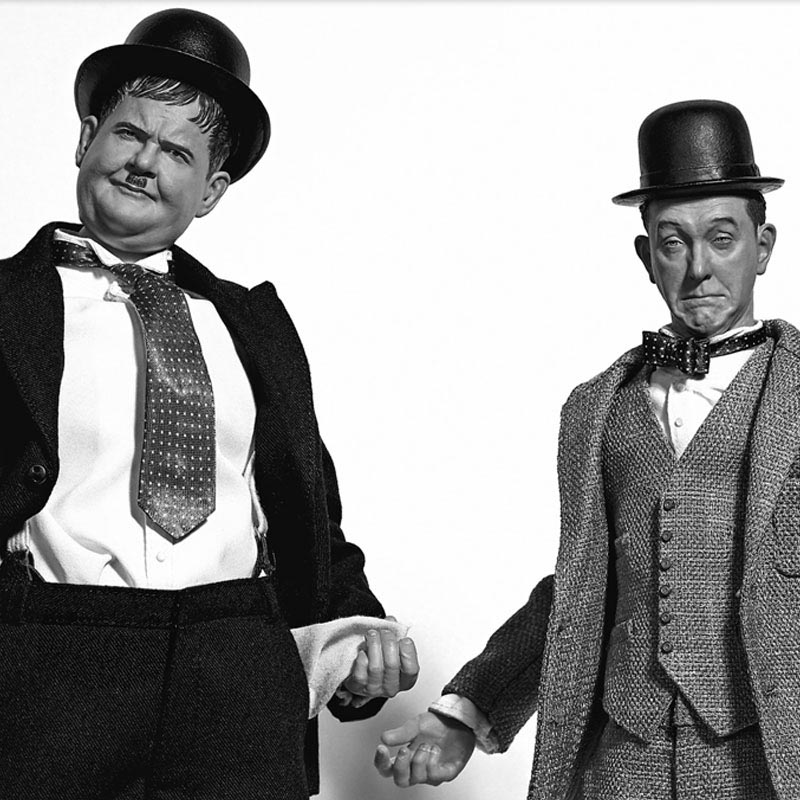 laurel-and-hardy-classic-suits-set-thumbnail-13.jpg