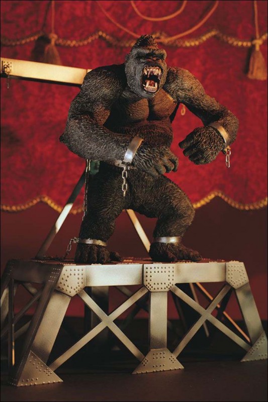 mcfarlane-king-kong-figure-6.jpg