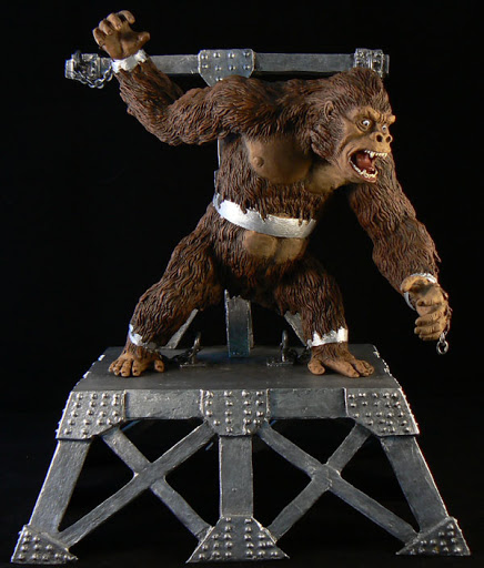 King Kong Dark Horse resin model by Ray.jpg