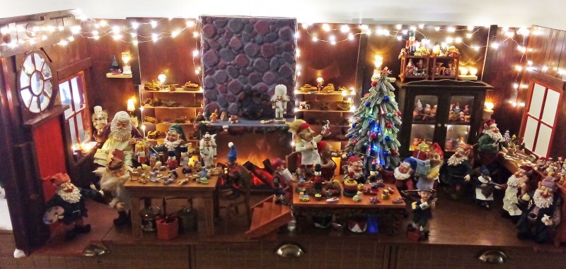 Atelier Père Noël-intérieur 2 - plus net et avec tous les effets lumineux.jpg