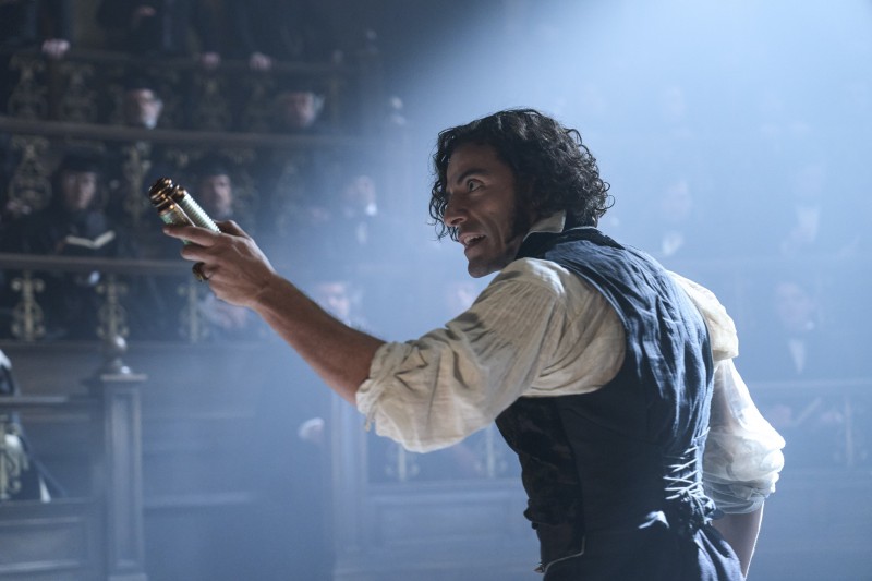 Oscar Isaac dans le role du DR Frankenstein-ESI.jpg