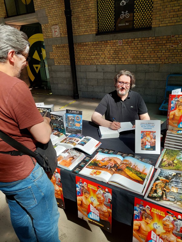 Dédicaces Collect Market Bruxelles 22 mai 2022-2-LowRes.jpg